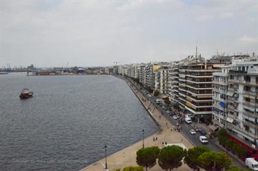 White_Tower_of Thessaloniki,_DSE_9072_bB720